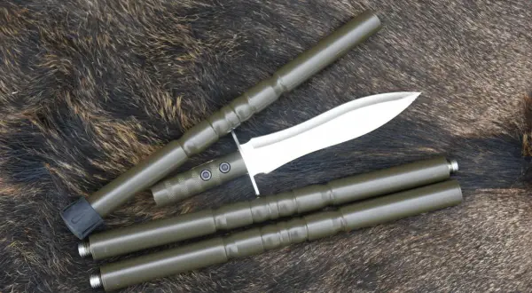 Ein Messer mit Griffteilen und einer Kappe, bereit zum saufeder selber bauen.
