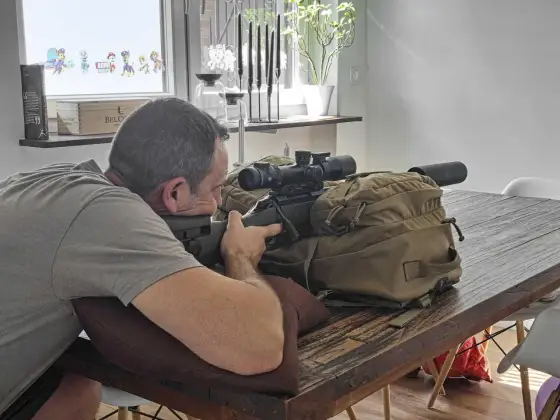 Jagdlicher Anschlag mit Büchse und Flinte sicher trainieren